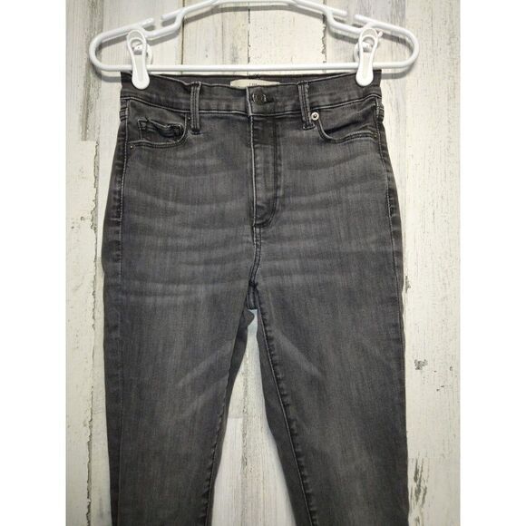 Gap 1969 True Skinny High Rise Gray Denim Pants Size 26R measures 26x27.5 - Picture 3 of 9